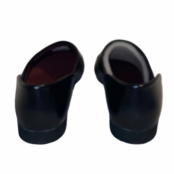 Slippers International 9D Handcrafted Slippers - Picture 5 of 6